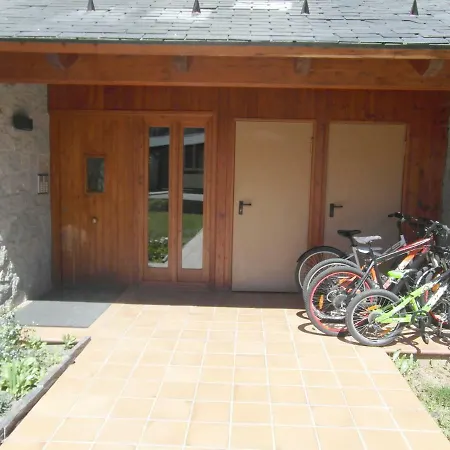 B13 - La Granja 2º - Villmor Apartment Benasque Exterior photo