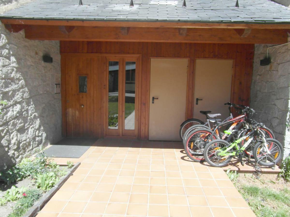B13 - La Granja 2º - Villmor Apartment *